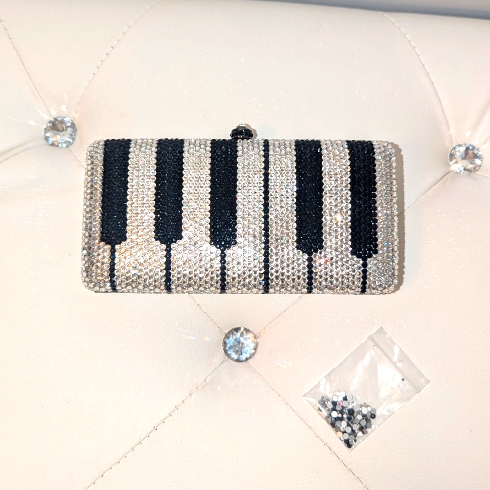 NWOT Rhinestone Piano Clutch Purse